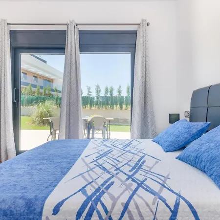 Villa La Primera *